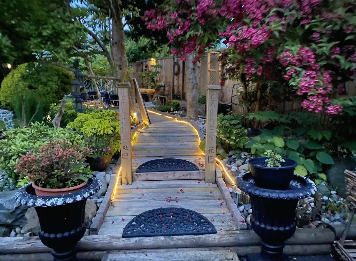 Xanadu 世外桃源 Villa Tsawwassen