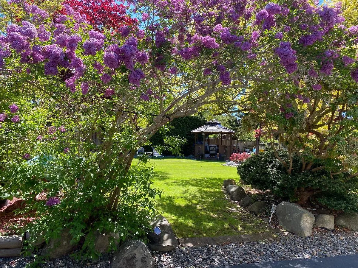 Xanadu 世外桃源 Villa Tsawwassen